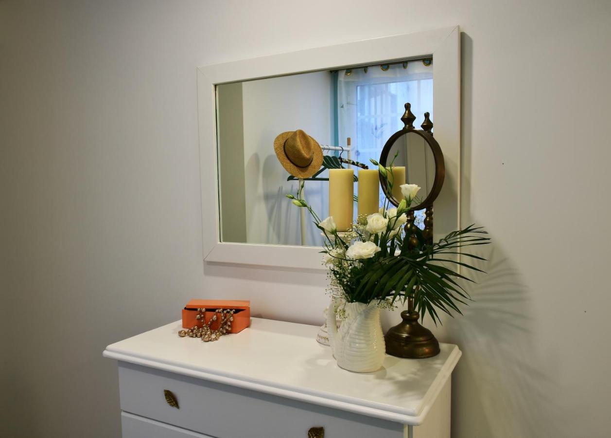 Salty Stories Apartment ปอนตาเดลกาดา ภายนอก รูปภาพ