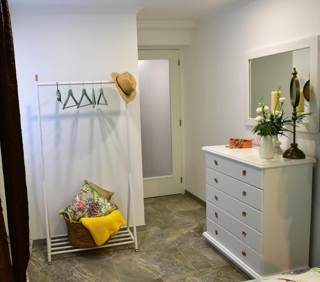 Salty Stories Apartment ปอนตาเดลกาดา ภายนอก รูปภาพ